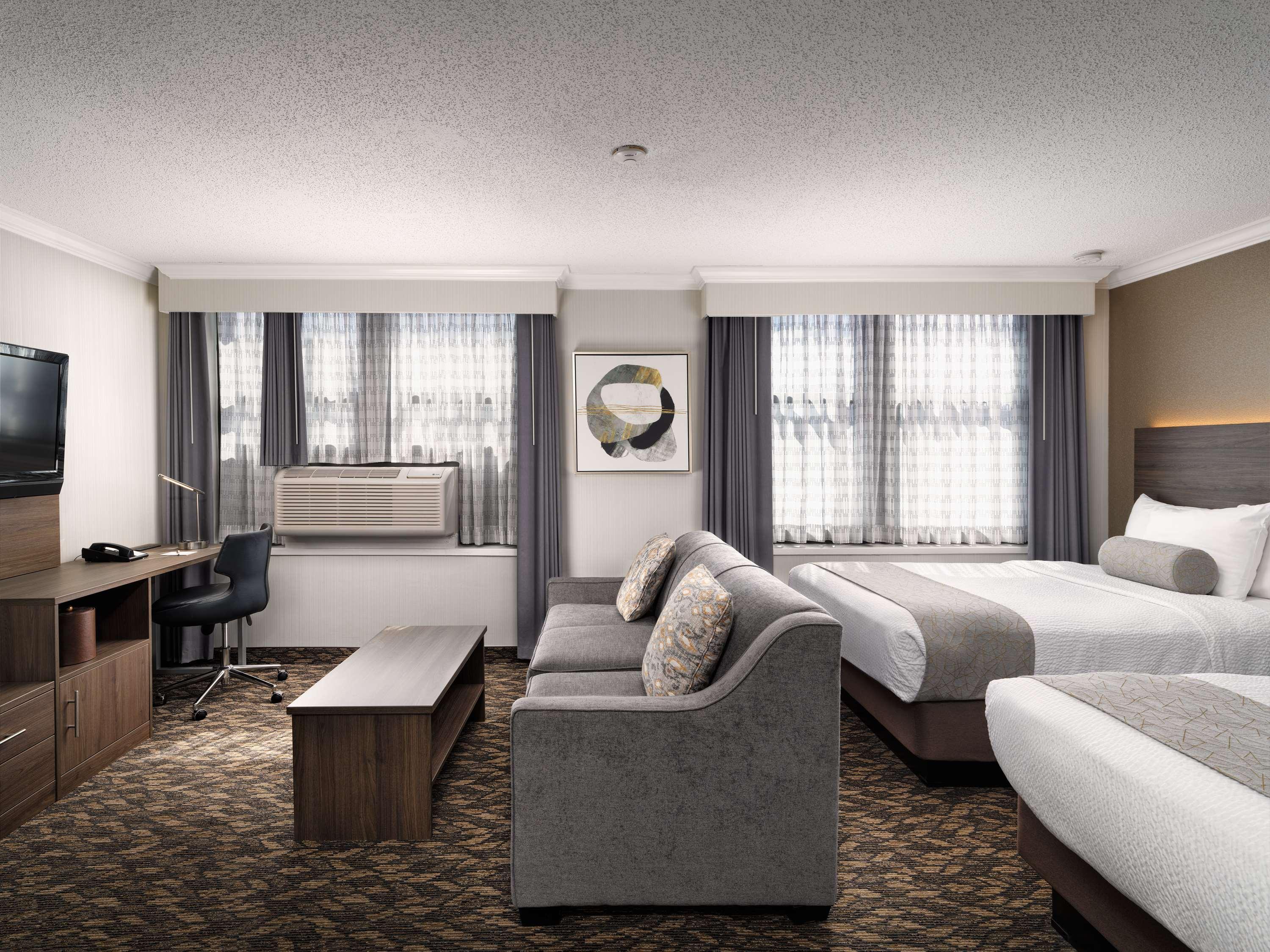Best Western Plus Carlton Plaza Hotel Victoria Exterior foto