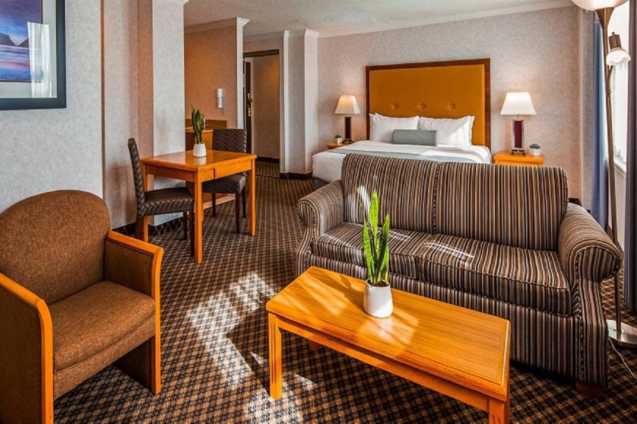 Best Western Plus Carlton Plaza Hotel Victoria Exterior foto